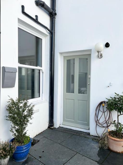 Poets Rest, Free Parking, Ev Socket Fees Apply Walk To Beach Brighton Exterior photo